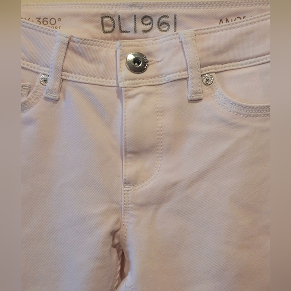 DL1961 - Angel - Mid Rise Skinny Ankle - Picture 8 of 16